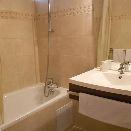 Hotel Hotel Le Medieval Palais Des Papes