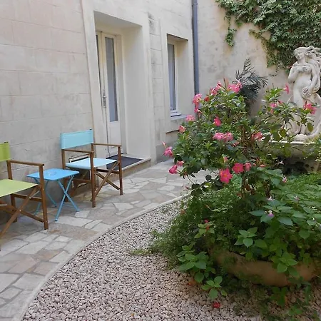 Hotel Le Medieval Palais Des Papes