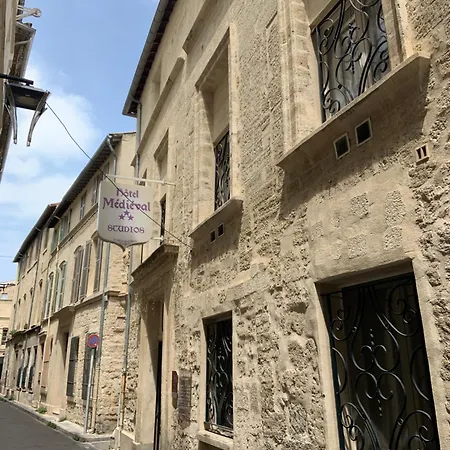 Hotel Le Medieval Palais Des Papes Hotel